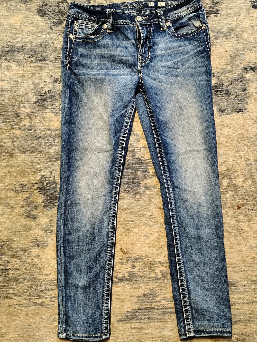 Miss Me Jeans with Embellished Back Pockets - Picture 4 of 4